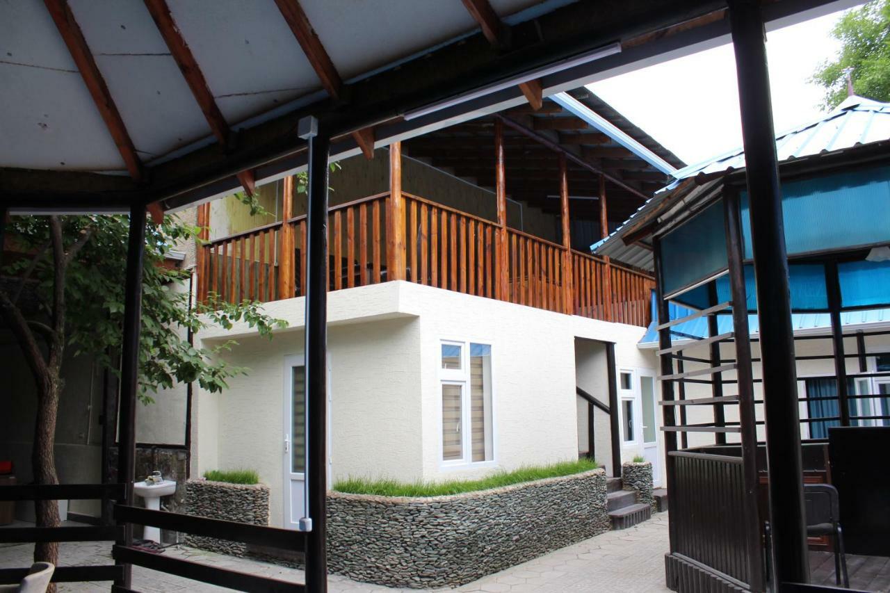 Park Hostel Osh Exterior photo