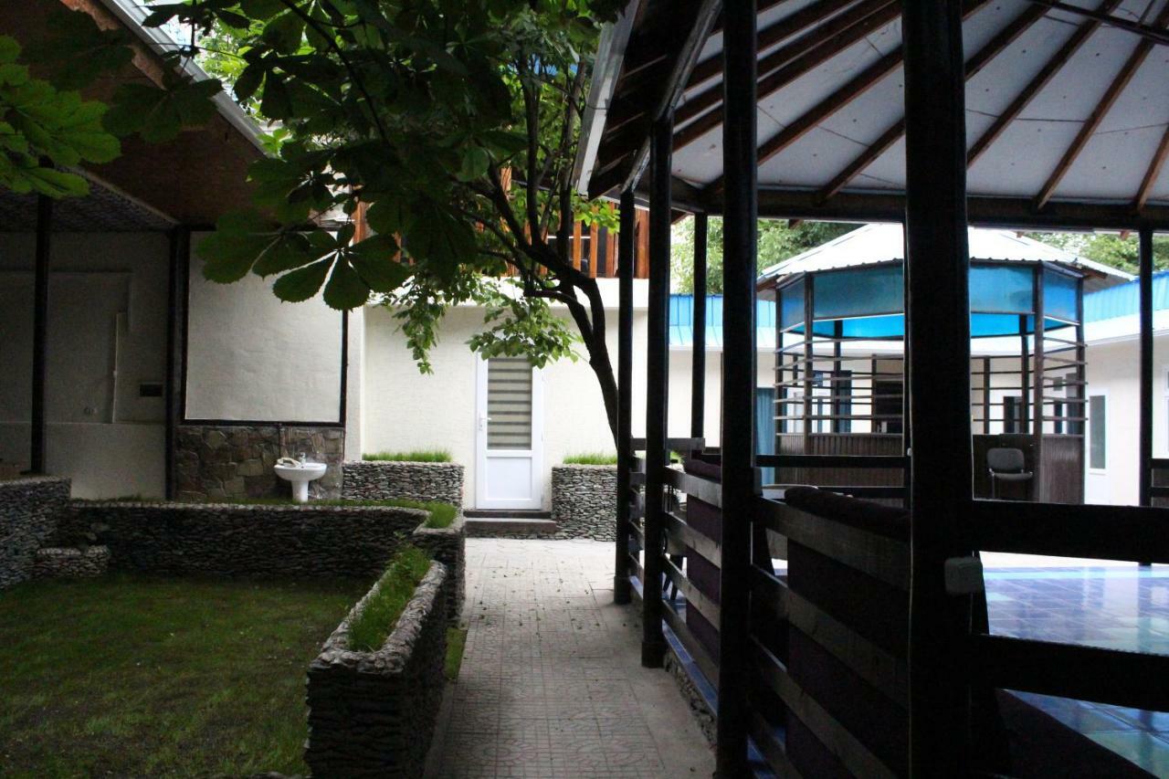 Park Hostel Osh Exterior photo