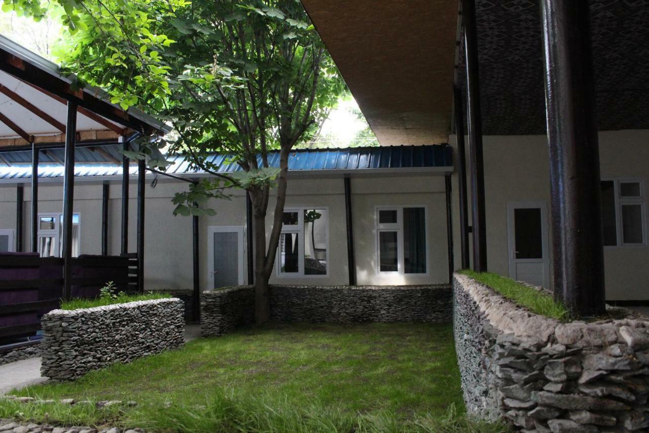 Park Hostel Osh Exterior photo